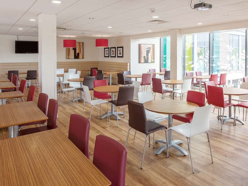 Ibis Budget London Heathrow Central Cranford Restaurant photo
